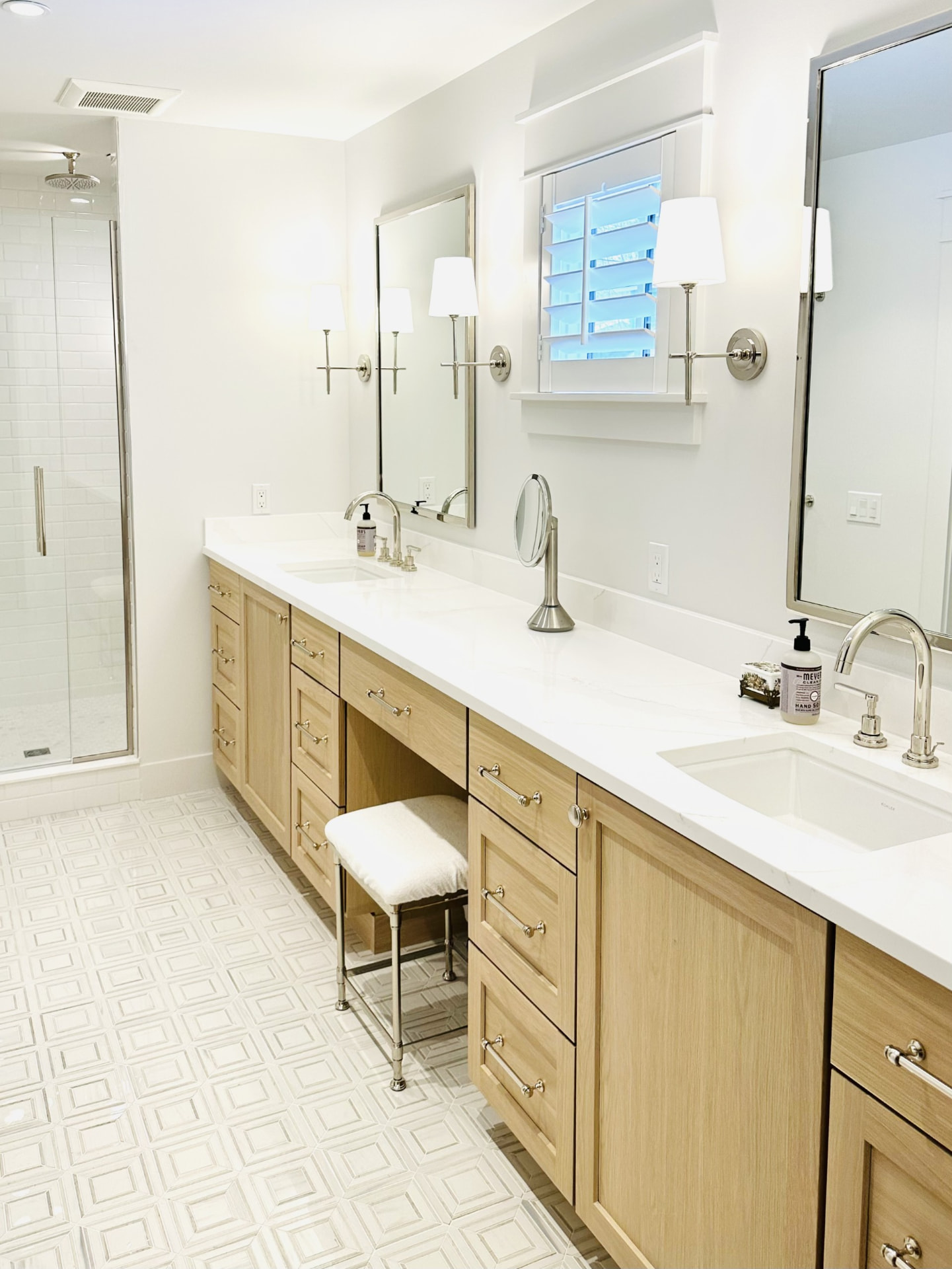 Signature Luxury Spaces — photo 4 of 7
